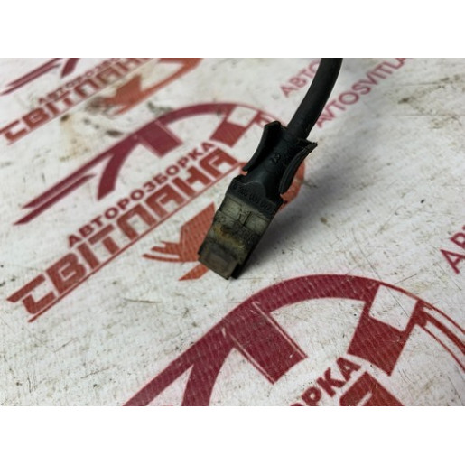 Датчик ABS передній Opel Vivaro 2007-2014 0265008077